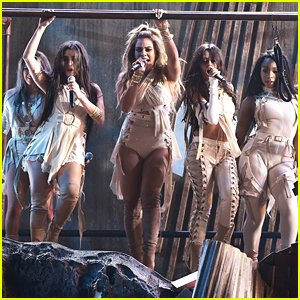 VIDEO: Fifth Harmony Win & Perform 'That's My Girl' at AMAs 2016