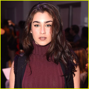 Fifth Harmony Fans Rally Around Lauren Jauregui After She Kisses Another Girl in Leaked Photo
