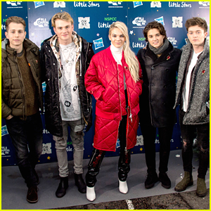 The Vamps & Louisa Johnson Turn on The Holiday Lights in London
