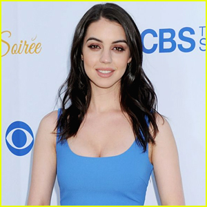 'Reign' Star Adelaide Kane Chops Her Hair Off After Show Wraps Final Season