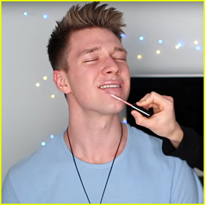VIDEO: Collins Key Tries Out Kylie Jenner's Lip Kit & Totally Pulls It Off