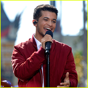 Jordan Fisher Is Performing in Disney's Christmas Special This Morning!