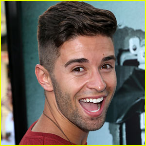 EXCLUSIVE: Jake Miller Says His 'Overnight Tour' is 'Gonna Be Crazy!'