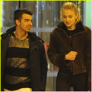 Joe Jonas & Sophie Turner Couple Up After Meeting Her Family!