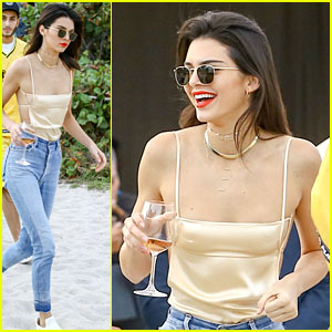 Kendall Jenner Has Fun in The Sun in Miami