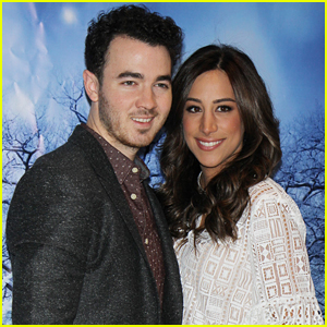Kevin & Danielle Jonas Have Been Married For Seven Years!