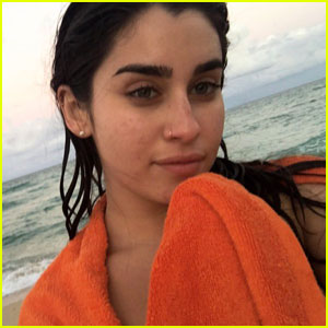Lauren Jauregui Looks Gorgeous in Makeup-Free Beach Selfie