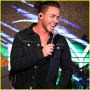 PHOTOS: Prince Royce Hosts Amazing Holiday Benefit Concert with Sprint