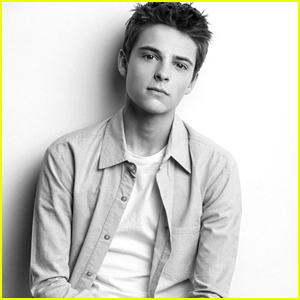 Corey Fogelmanis Thanks Fans In Exclusive Statement on 'Girl Meets World's Cancellation