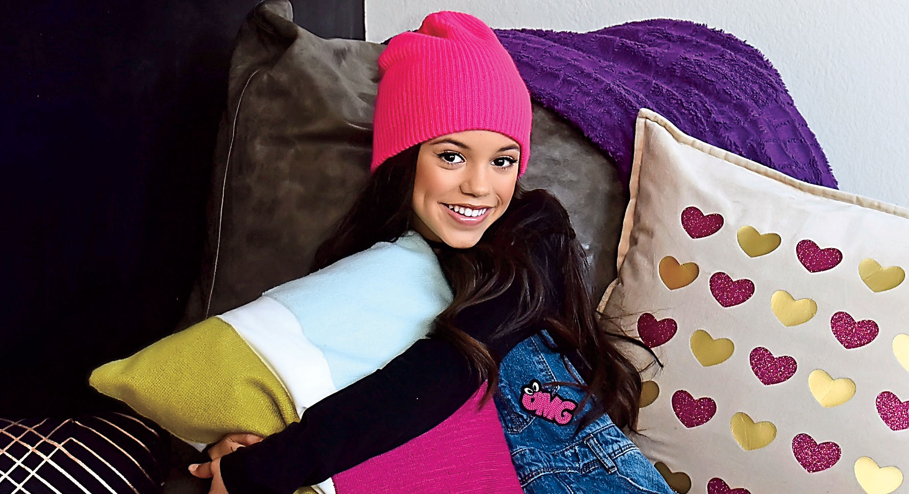 Jenna Ortega Gets A Fun Bedroom Makeover Exclusive First Look Exclusive Jenna Ortega 3958