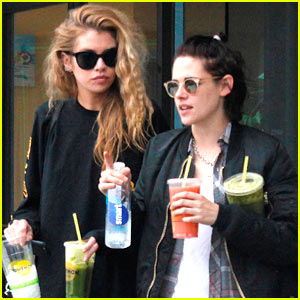 Kristen Stewart & Girlfriend Stella Maxwell Enjoy Smoothie Date!