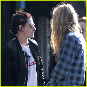 Kristen Stewart Grabs Lunch with New Girlfriend Stella Maxwell