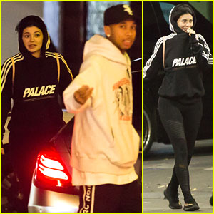 Kylie Jenner & Tyga Go On Double Date For Burgers!