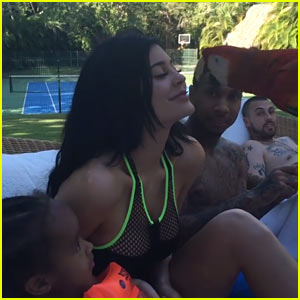 Kylie Jenner is Having So Much Fun on Vacation!