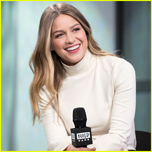 Melissa Benoist Describes the Women's March Moment That Was 'Pretty Amazing'