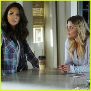 Will Alison & Emily End Up Together? 'Pretty Little Liars' Stars Speak!