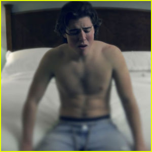 Sam Woolf Gets Shirtless in New 'Fast & Dirty' Music Video - Watch Now!