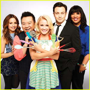JJJ's Fave Show 'Young & Hungry' Gets More Episodes For Fifth Season!