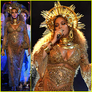 Pregnant Beyonce Gives Epic Performance at Grammys 2017!
