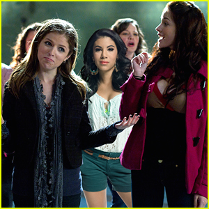 'Pitch Perfect 2' Actress Chrissie Fit Keeps Photoshopping Herself Into 'Pitch Perfect' & We're Not Mad About It