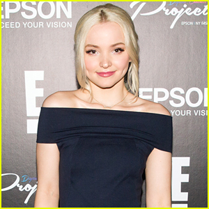 Dove Cameron Spent Her Day Off in NYC with Fans!