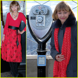 Grace VanderWaal Sings For Couples Getting Married at Empire State Building - Watch Now!
