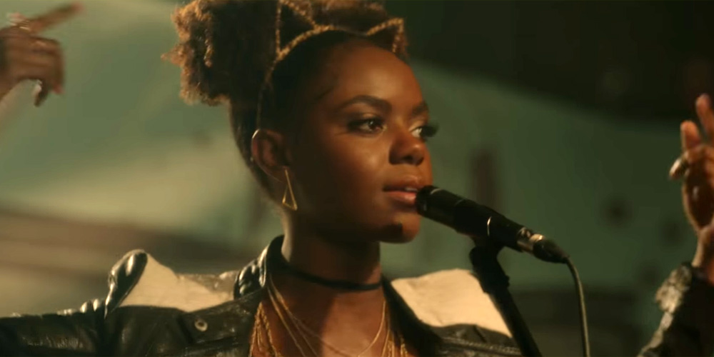 VIDEO: Josie & The Pussycats Debut All-New Original Song on ‘Riverdale ...