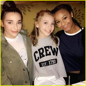 Are Kendall Vertes & Nia Sioux Returning for 'Dance Moms' Season 8?