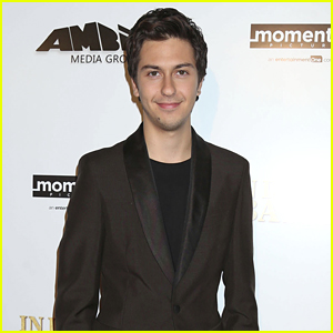 Nat Wolff Steps Out For 'In Dubious Battle' Hollywood Premiere