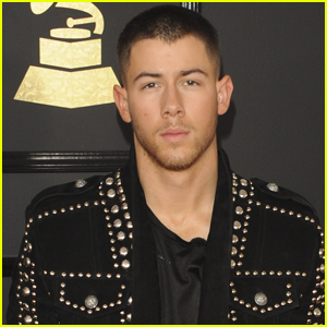 Nick Jonas Spends Some Time With a Mystery Girl!