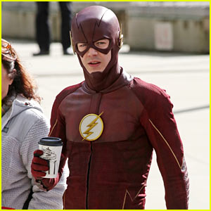 Grant Gustin Grabs Coffee on Set of 'The Flash'!