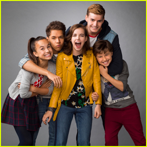 'Hunter Street' Exclusive - Watch A Clip From the New Nickelodeon Mystery Show!