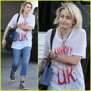 Paris Jackson Just Signed With a Major Talent Agency!