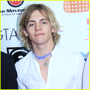 Ross Lynch Looks Nothing Like Himself in First Look Pic From 'My Friend Dahmer'