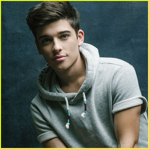 EXCLUSIVE: Sean O'Donnell Scored a Guest Spot on ABC's 'Speechless' & He's Filming today!