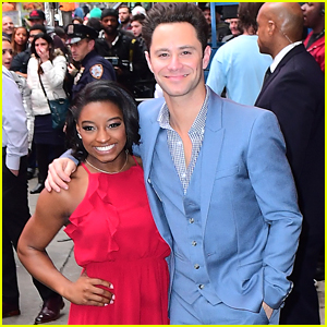 'DWTS' Sasha Farber Is The First Guy Simone Biles Has Ever Danced With!