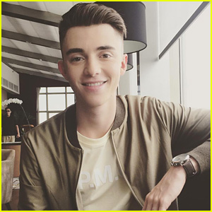 Greyson Chance Will Sing 'Hungry Eyes' On 'Dirty Dancing' TV Special Soundtrack!