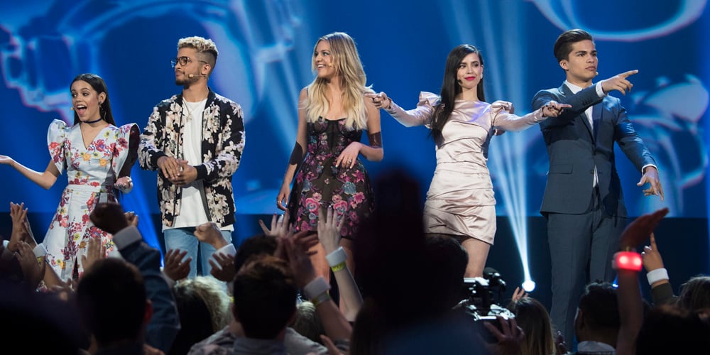 Sofia Carson, Kelsea Ballerini & Jenna Ortega Are Hostesses With The Mostess at RDMAs 2017