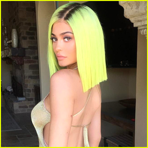 Kylie Jenner Rocks Highlighter Hair For Coachella 2017