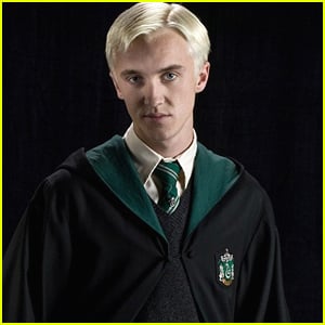 Tom Felton Is Slytherin Proud & Proves You're Never Too Old For Harry Potter