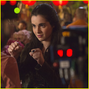 'Switched at Birth' Star Vanessa Marano on The Key To Learning ASL: 'Practice!'