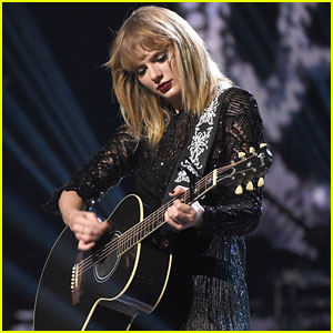 Taylor Swift Is Busy Working on Her New Album!