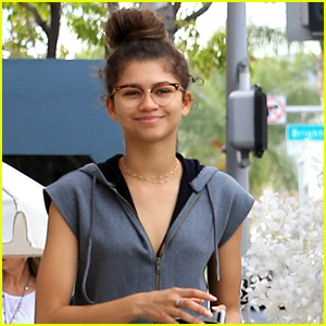 Zendaya's Major Pet Peeves Have Everything To Do With Feet