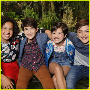 Peyton Elizabeth Lee, Sofia Wylie & 'Andi Mack' Cast Honor Their Moms On Mother's Day