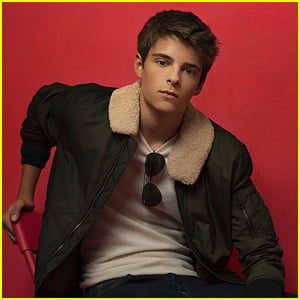 Corey Fogelmanis Knows Exactly Where 'Girl Meets World's Farkle Would Be in 10 Years Time