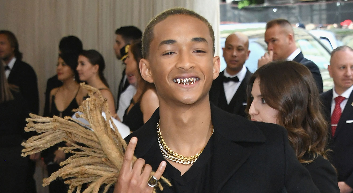 Met Gala 2017: Jaden Smith Holds Dreadlocks in Hand on Red Carpet