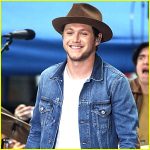 Niall Horan Goes Solo for 'Today Show' Concert - Watch Now!