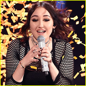Noah Cyrus' Mom Thinks 'Stay Together' is About Prom