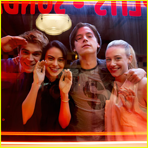 Lili Reinhart, Cole Sprouse, KJ Apa & Camila Mendes Preview The Future of 'Riverdale' Couples