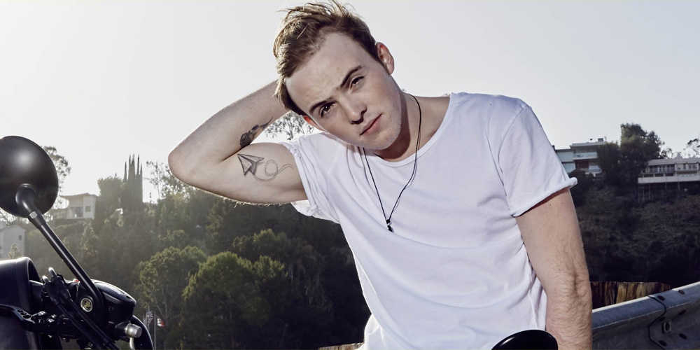 Ryland Lynch Got The Cutest French Bulldog Puppy & His Entire Fam Is ...